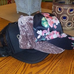 ***Bundle Snap Backs***